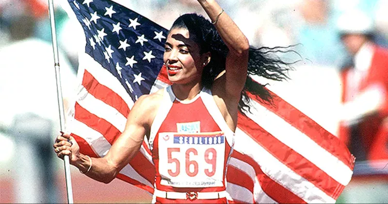 Kỷ lục thế giới chạy 100m nữ là 10,49 giây của Florence Griffith Joyner